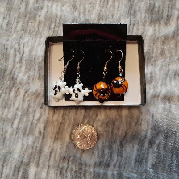2 prs Halloween themed dangle earrings - Picture 2 of 2